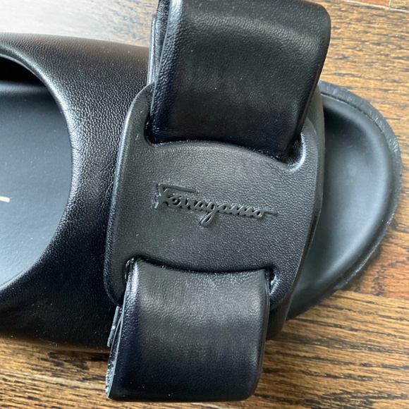 Ferragamo Black Summer Slides Size 9 - Picture 2 of 6
